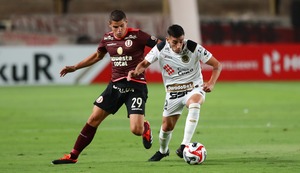 Universitario: El penal no cobrado a Aldo Corzo y otros errores arbitrales y del VAR que lo beneficiaron en la Liga 1