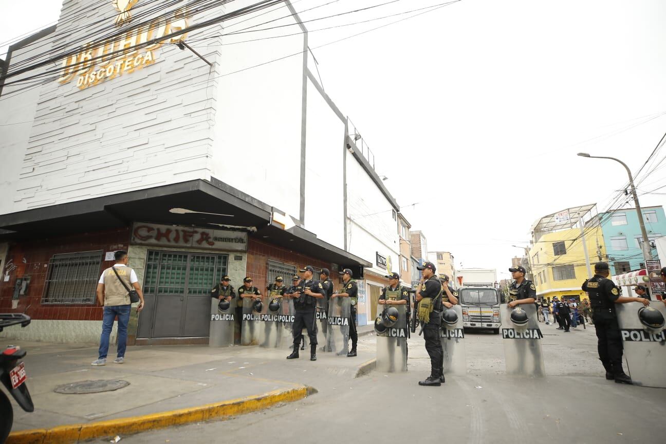 Rescatan a 40 menores de 12 y 17 años víctimas de explotación sexual que eran ofertadas por catálogo en WhatsApp. (GEC)