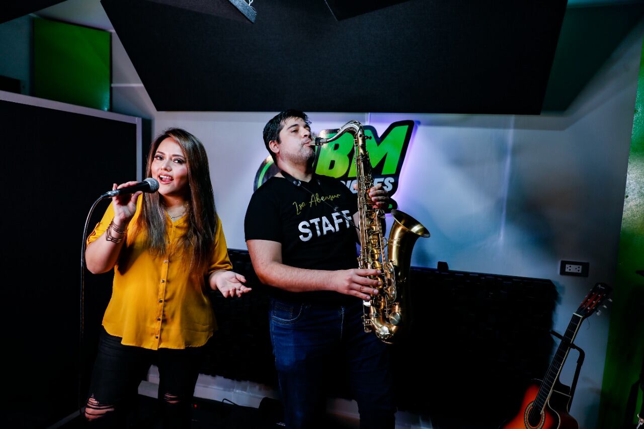 Comparten escenario junto a su esposo (Foto: Giancarlo Ávila)