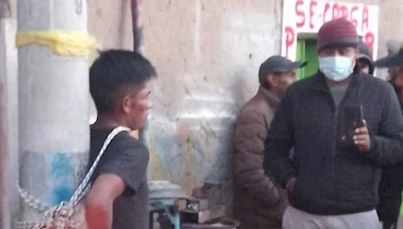 Puno: Pobladores atrapan y casi queman vivo a presunto ladrón