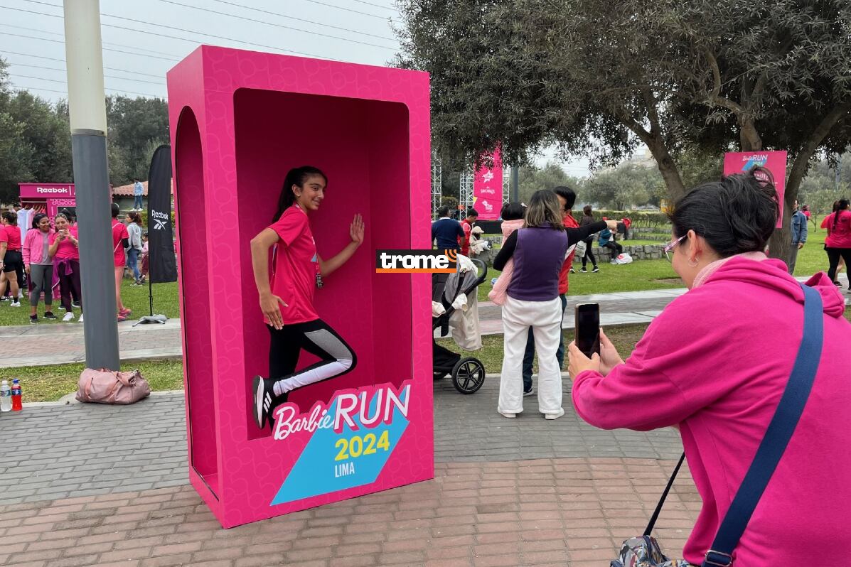 Así se vivió el 'Barbie Run' que reunió en San Borja a fanáticos de Barbie y amantes del deporte. Evento celebró 65 años de la icónica muñeca. (Trome).