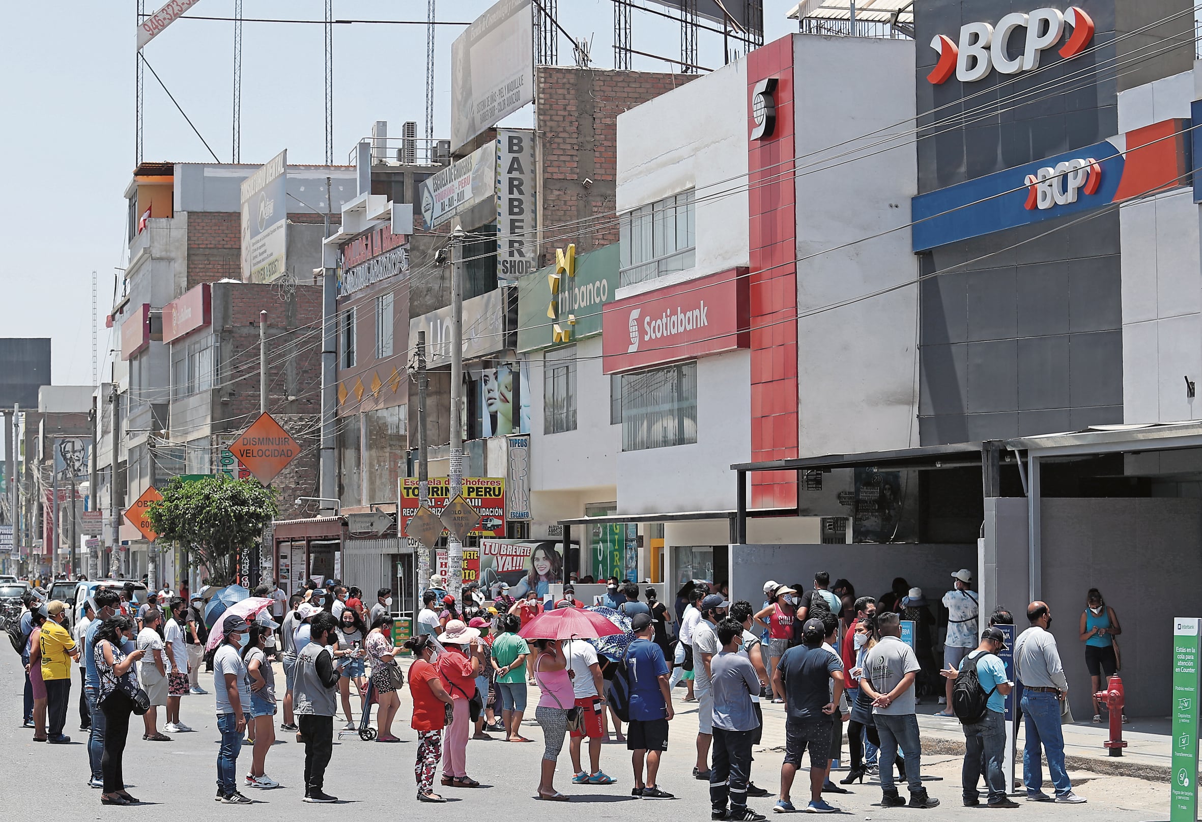 Podrás retirar tu dinero desde cualquiera de las entidades bancarias confirmadas para el proceso. (Foto: Lino Chipana Obregón / GEC)