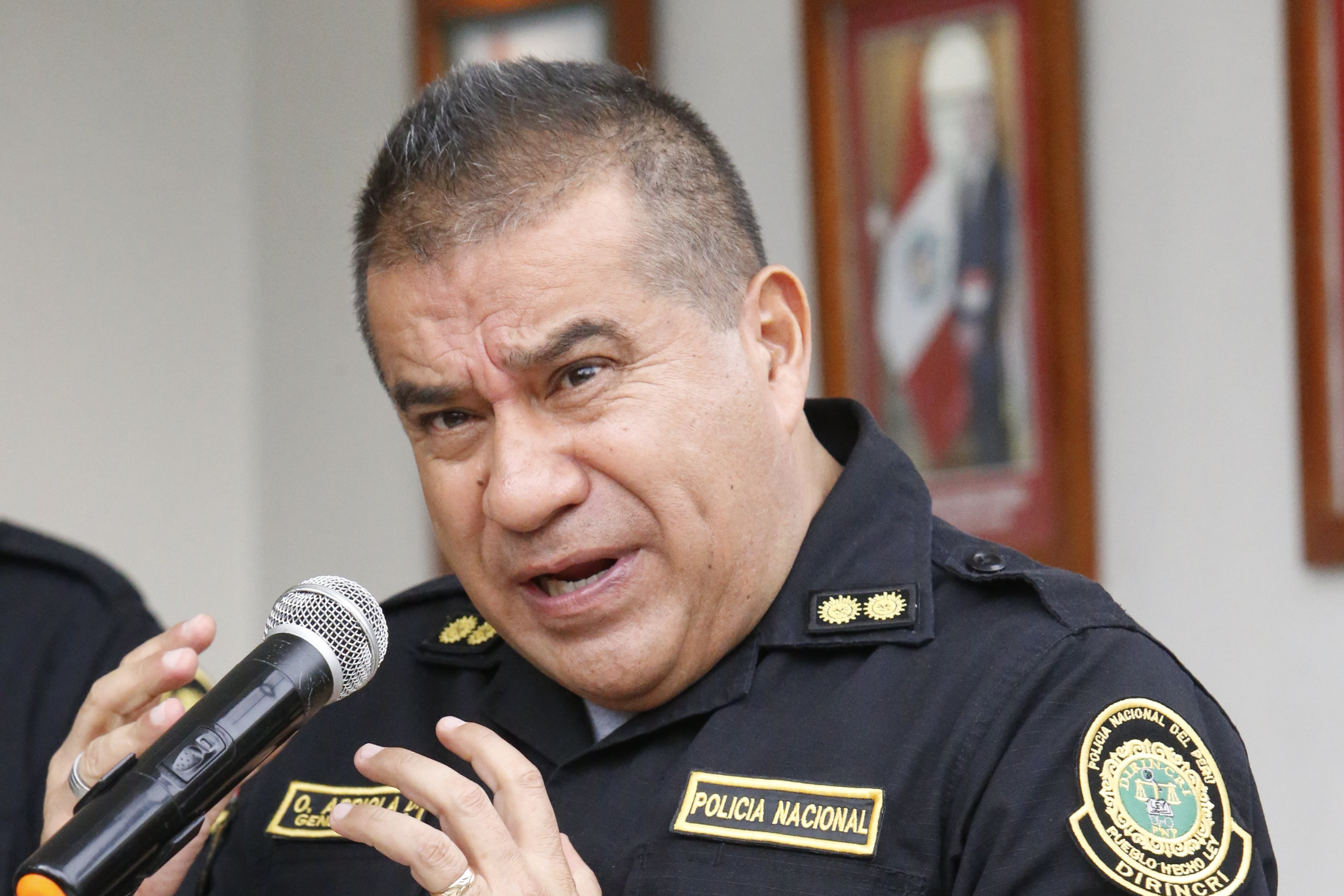 Comandante general de la Policía Óscar Arriola. (@photo.gec)