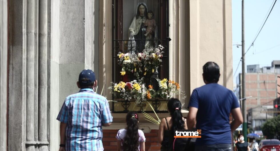 En templos y desde los hogares se celebró el Domingo de Ramos, que da inicio a la Semana Santa. (Trome / Jespus Saucedo)