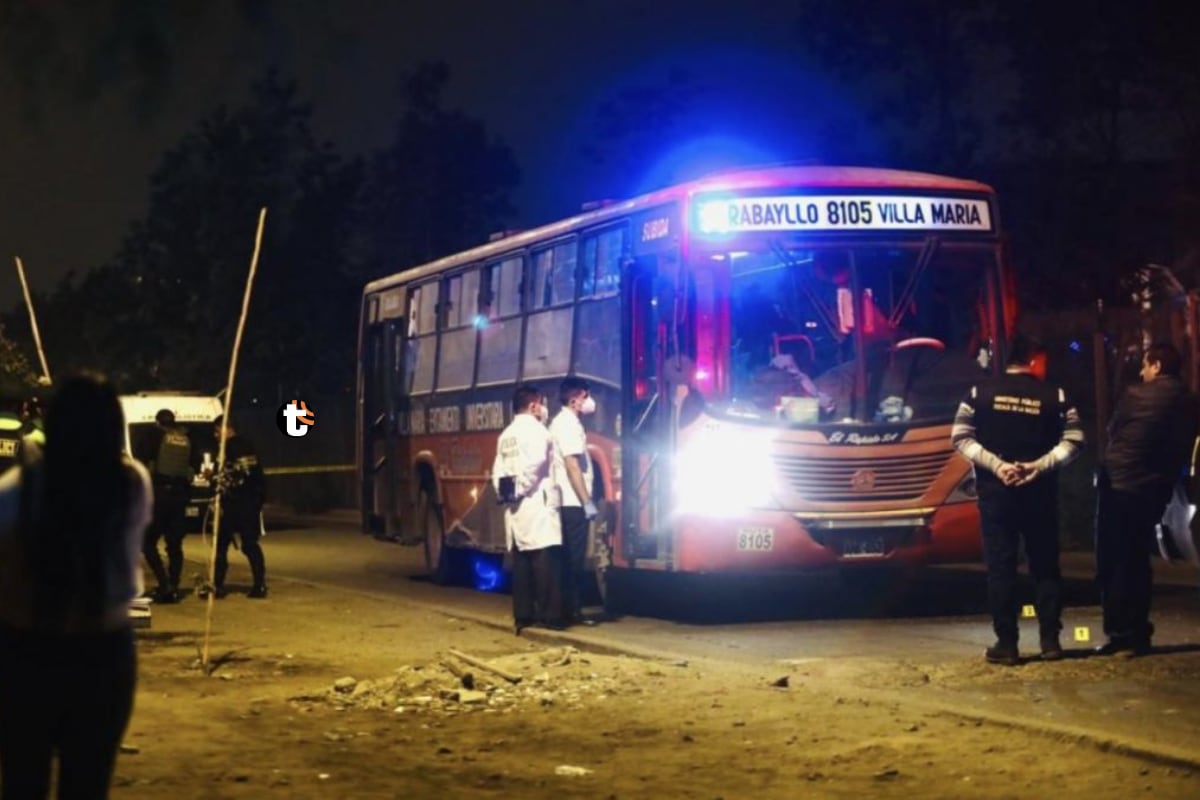Balean bus de la empresa ‘El Rápido’ en medio del paro de transportistas
