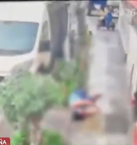 Joven comerciante cayó desde el segundo piso de su vivienda