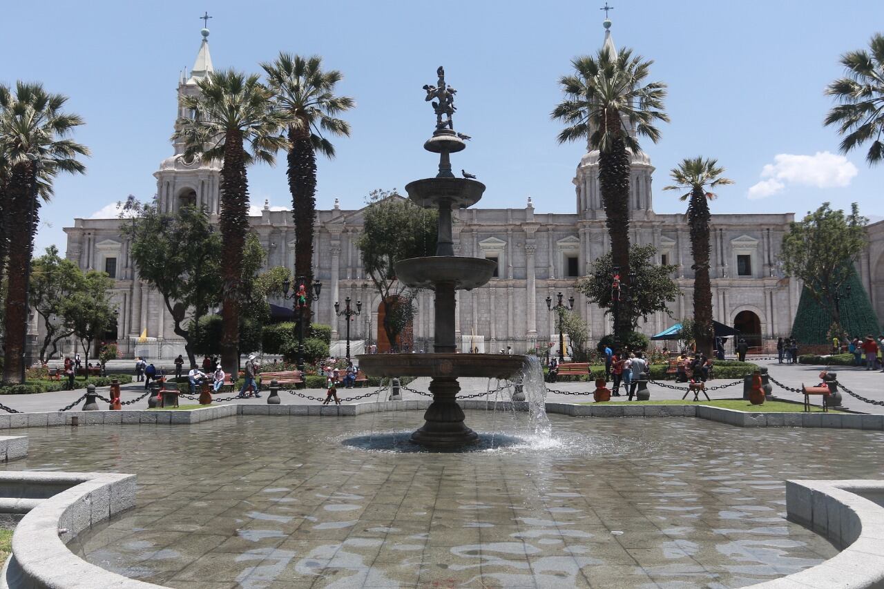 La Plaza de Armas y la Basílica Catedral de Arequipa| Eduardo Barreda