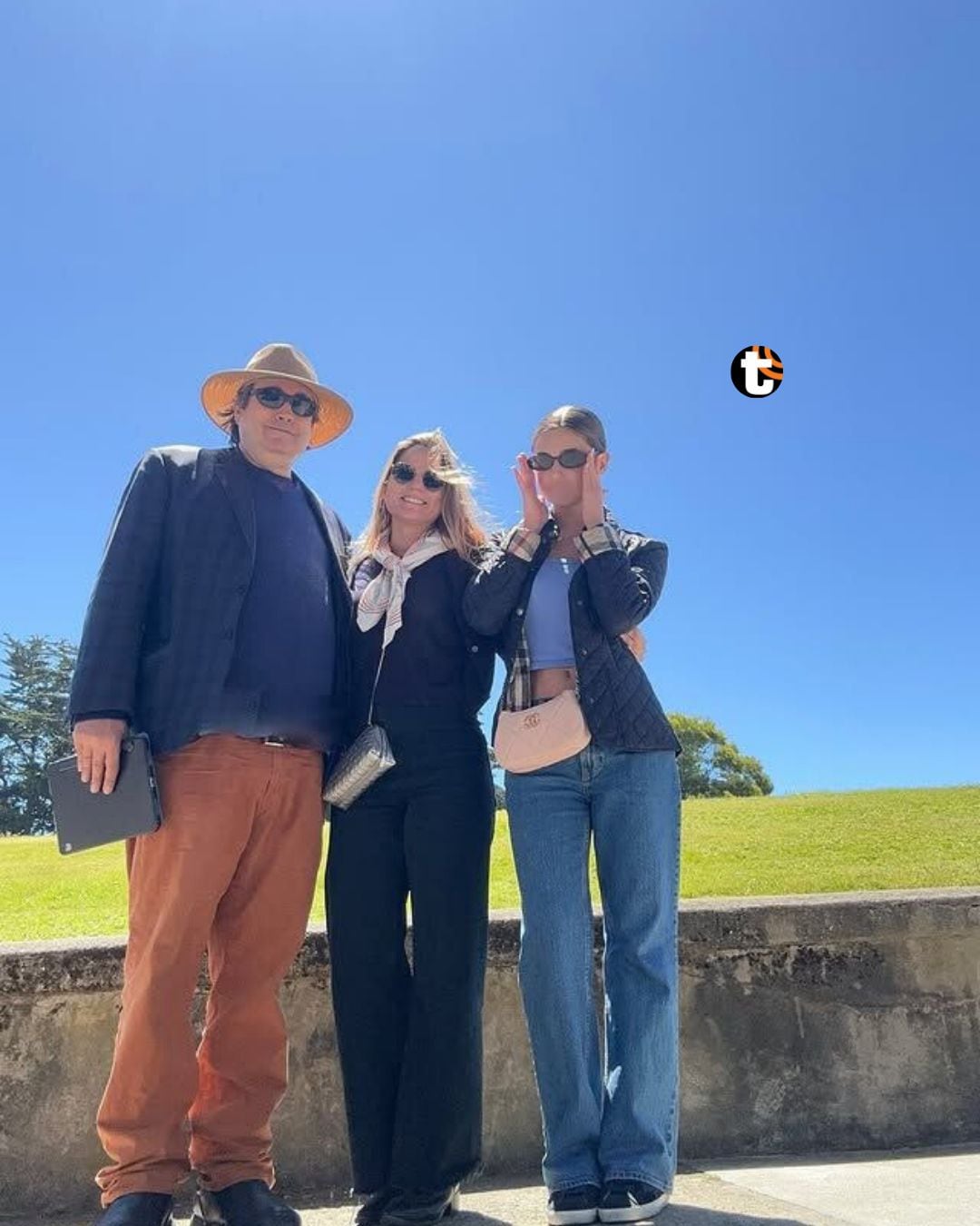 Jaime Bayly, Silvia Núñez del Arco y su hija Zoe. Foto: Instagram