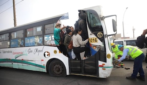 ¡Caos en Lima! Paro de transportistas golpea con fuerza en el norte y este de la capital