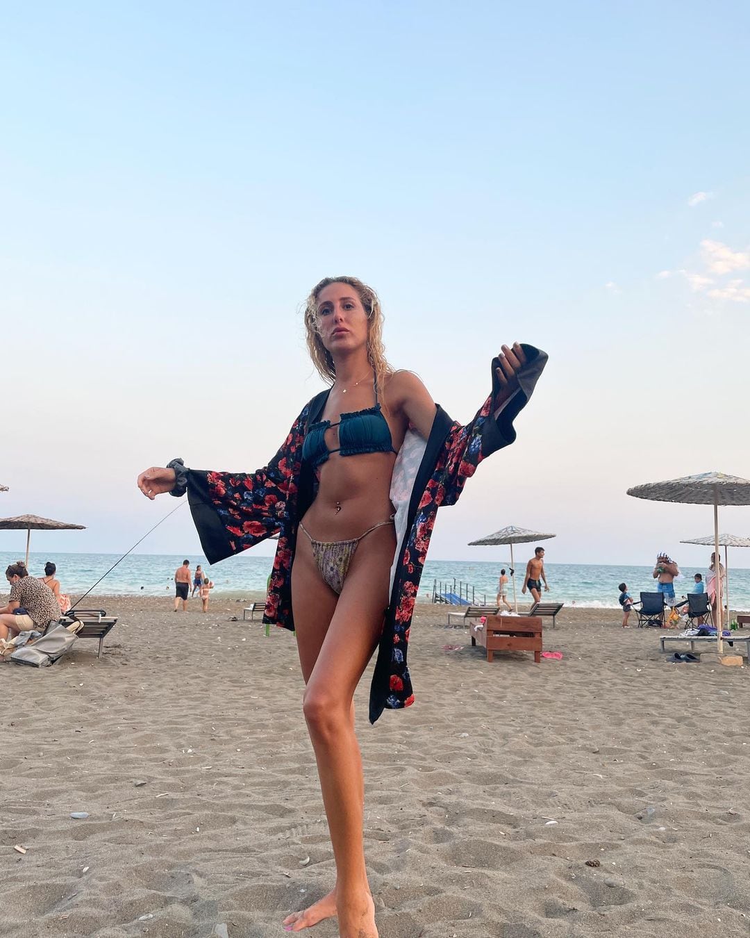 Polen Emre compartió las instantáneas veraniegas desde su cuenta de Instagram, donde tiene cerca de 100 mil seguidores (Foto: Polen Emre/Instagram)