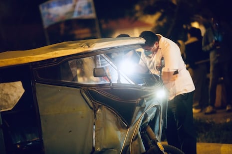¡Sicarios lo persiguieron para seguir disparándole! Mototaxista fue asesinado cerca de su casa en Comas