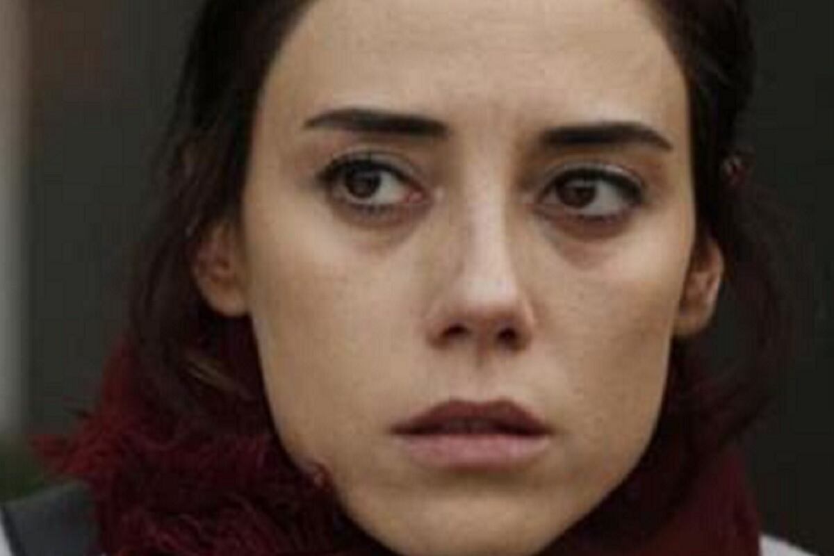 Cansu Dere en el papel protagónico de la telenovela turca. (Foto: MF Yapım)