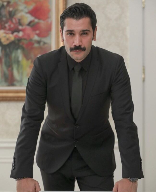 Uğur Güneş es recordado por haber interpretado a Yilmaz en la telenovela "Tierra amarga" (Foto: Uğur Güneş / Instagram)