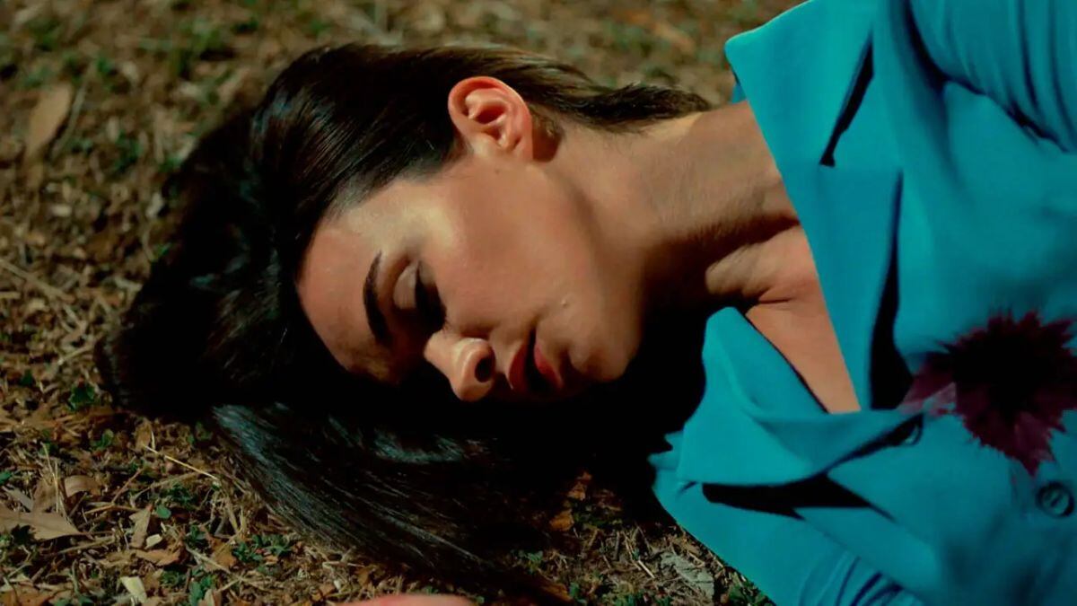 Ümit aparece muerta (Foto: Tims & B Productions)