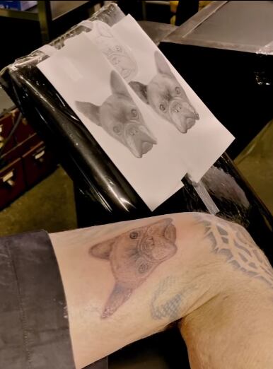 Así lució la pierna de Travis Barker. (Foto: @travisbarker / Instagram)