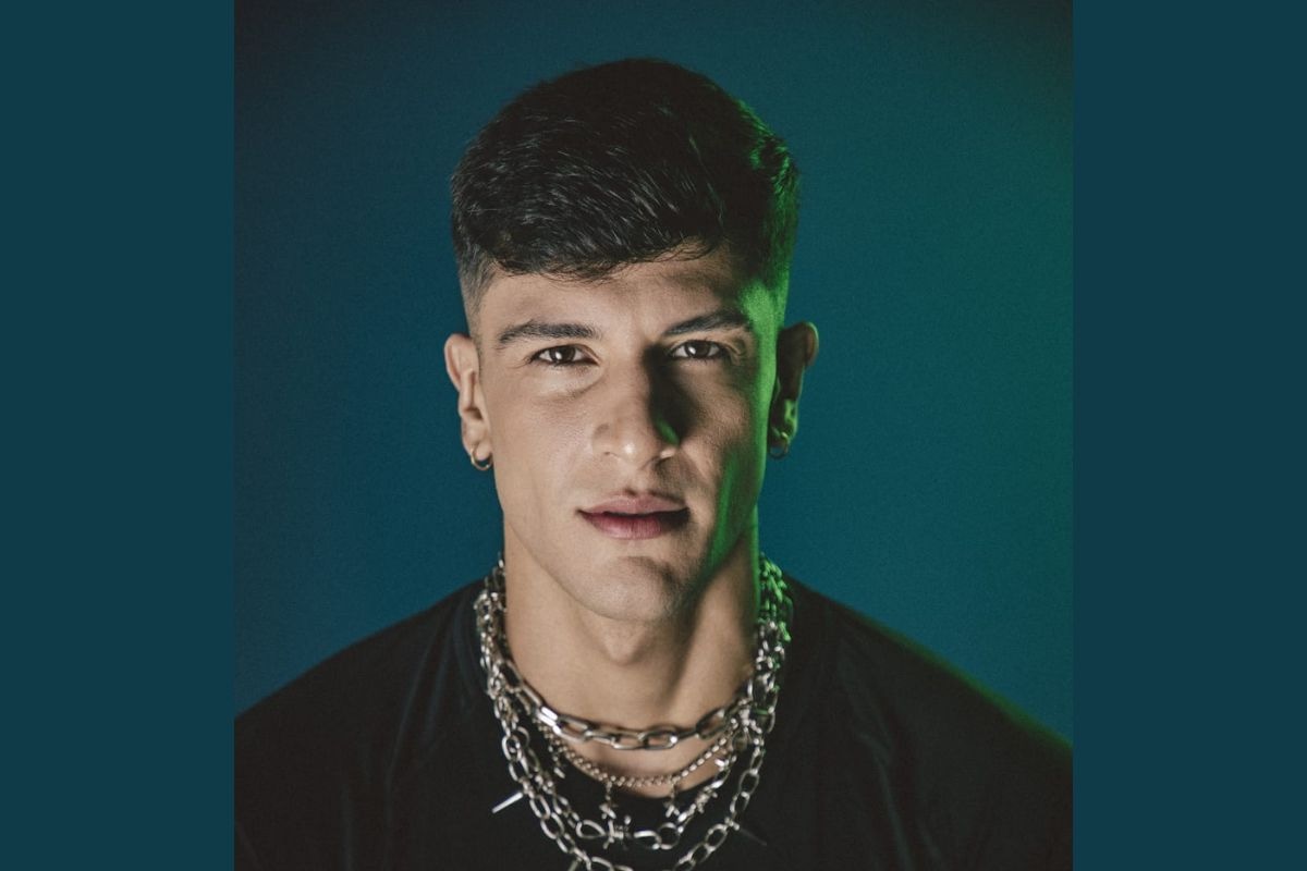 Cantante urbano Emil.