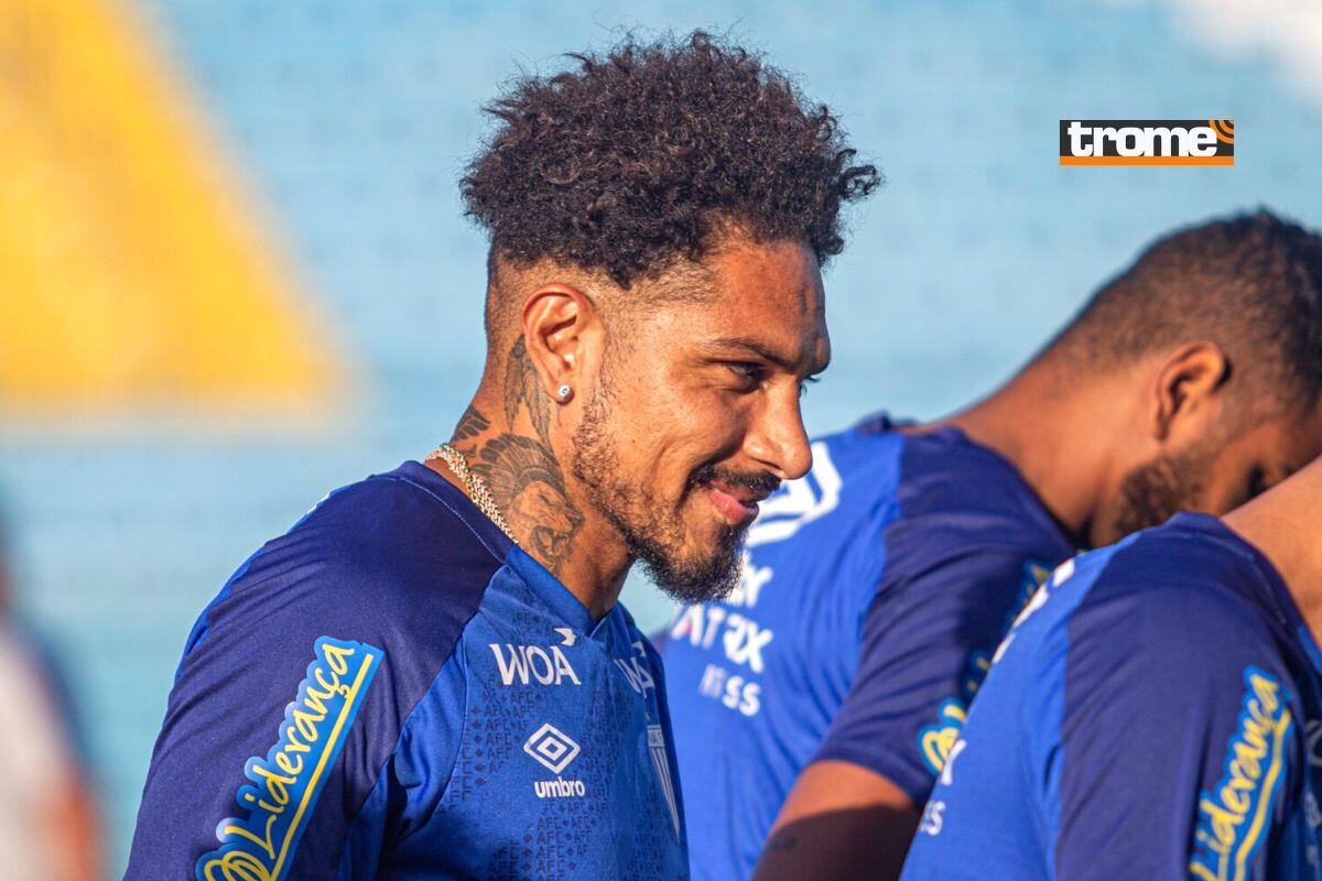 Paolo Guerrero trabajó a doble horario en su primer día con Avaí (Foto: @avaiFC)