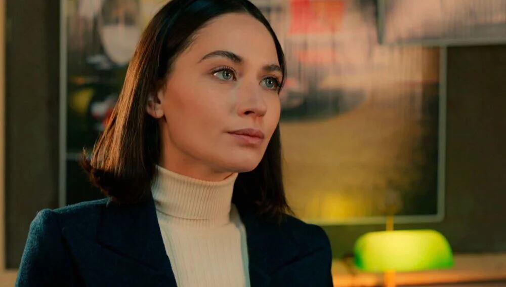 İlayda Çevik como Betül Arcan Yaman en la telenovela turca "Tierra amarga" (Foto: Tims & B Productions)