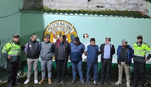 ¡Escándalo en Machu Picchu! Siete funcionarios detenidos por tomar licor en el palacio municipal