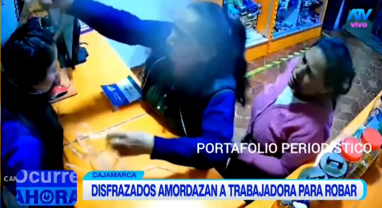 Dueña de farmacia fue auxiliada por sus vecinos luego de sufrir el robo dentro de su negocio.