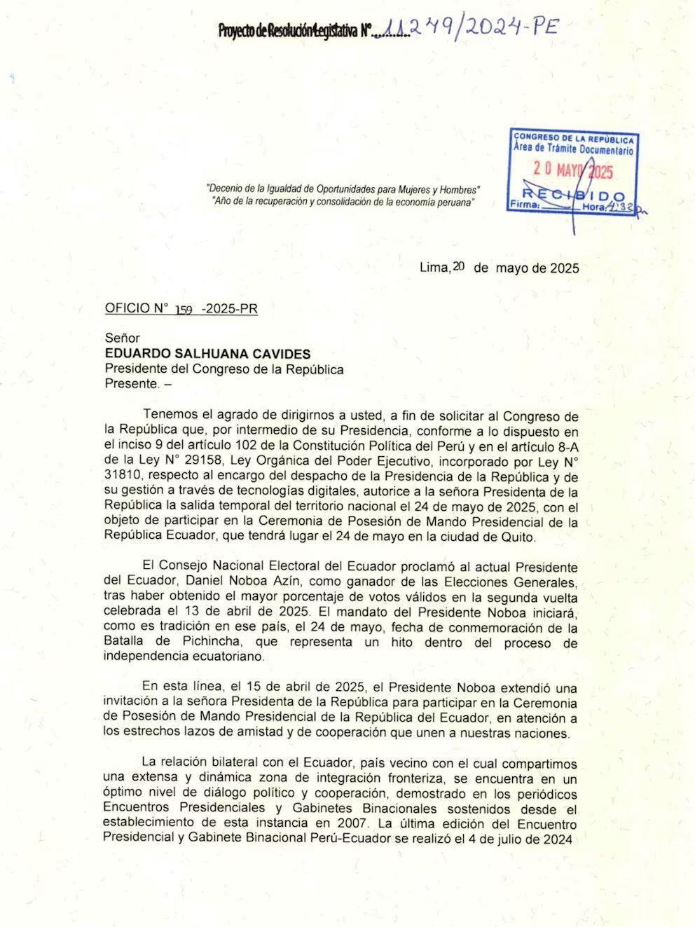 Gobierno solicitó permiso para viaje de Dina Boluarte a Ecuador