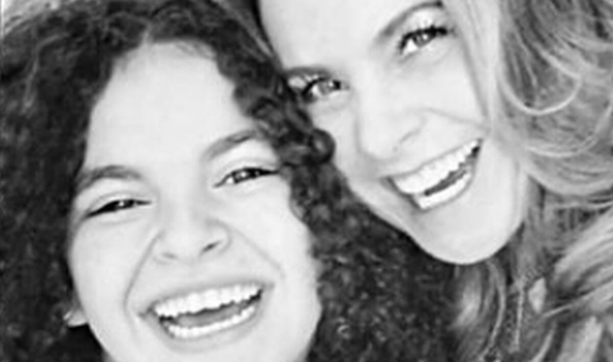 Varios de sus seguidores señalan que tiene un gran parecido a su madre. (Foto: Lucero Mijares / Instagram)