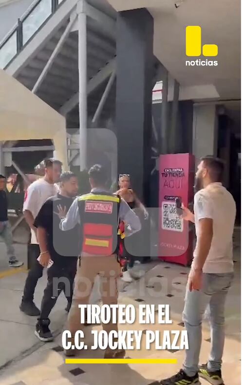 Dos personas se enfrentan dentro del Jockey Plaza y se reportan disparos. / Foto: Latina.