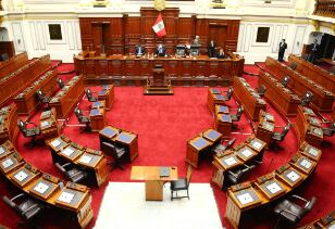 Pleno del Congreso admitió moción para interpelar al ministro del Interior