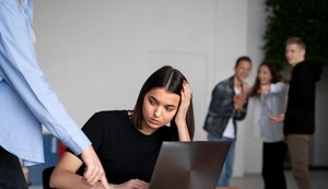 Acoso laboral: retos para el sector empresarial tras las vigentes normativas