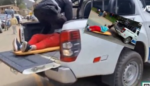 La Libertad: Mujer herida cae de camioneta de serenazgo con todo y camilla mientras era auxiliada | VIDEO