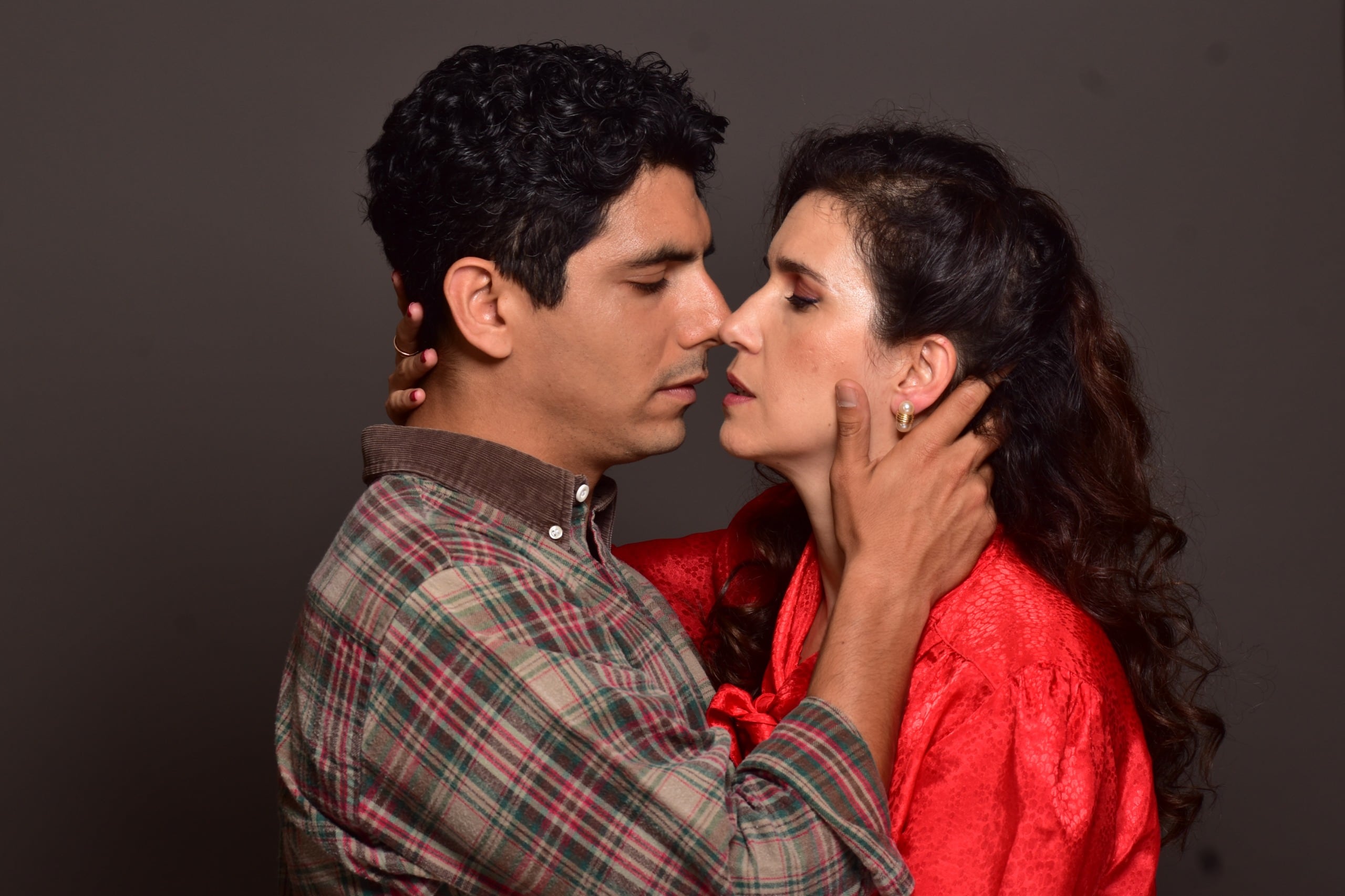Jano Baca y Alejandra Saba en obra 'La eternidad en sus ojos'