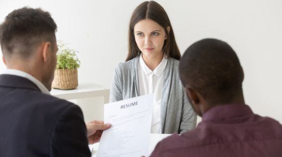 Profesionales de todas las áreas deben saber cómo comportarse en estas instancias del proceso de selección. (Foto: Freepik)