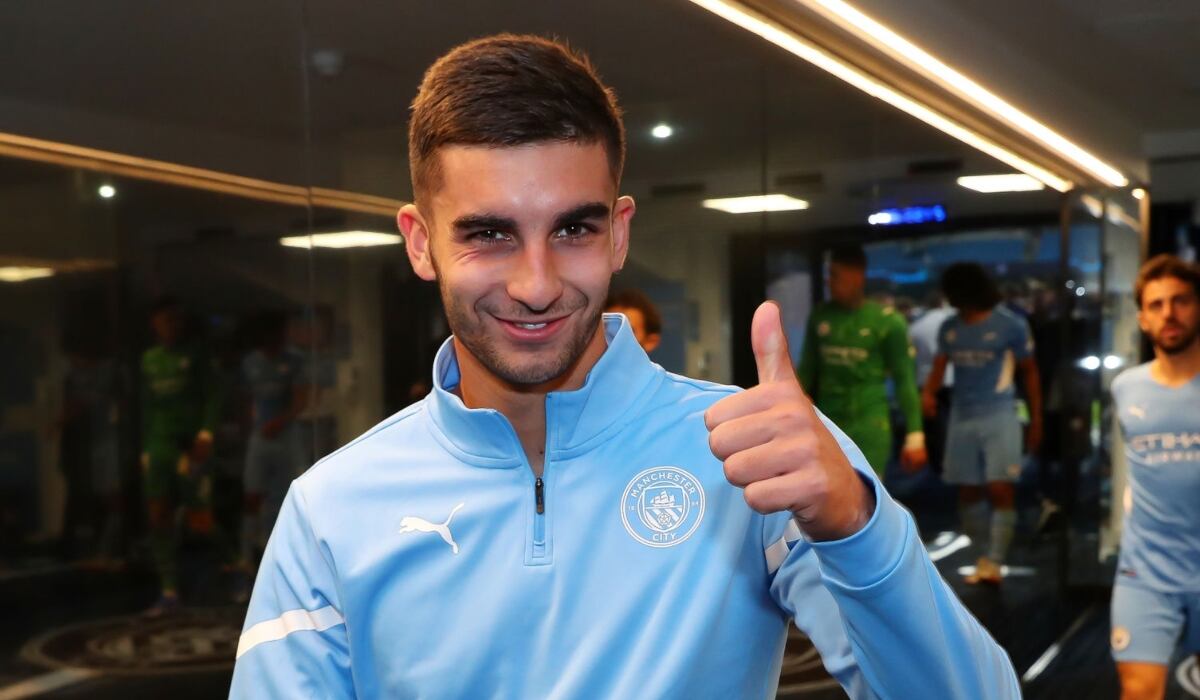 Ferran Torres García es un futbolista español que juega como delantero en el Fútbol Club Barcelona de la Primera División de España y es internacional con la selección española (Foto: Getty Images)