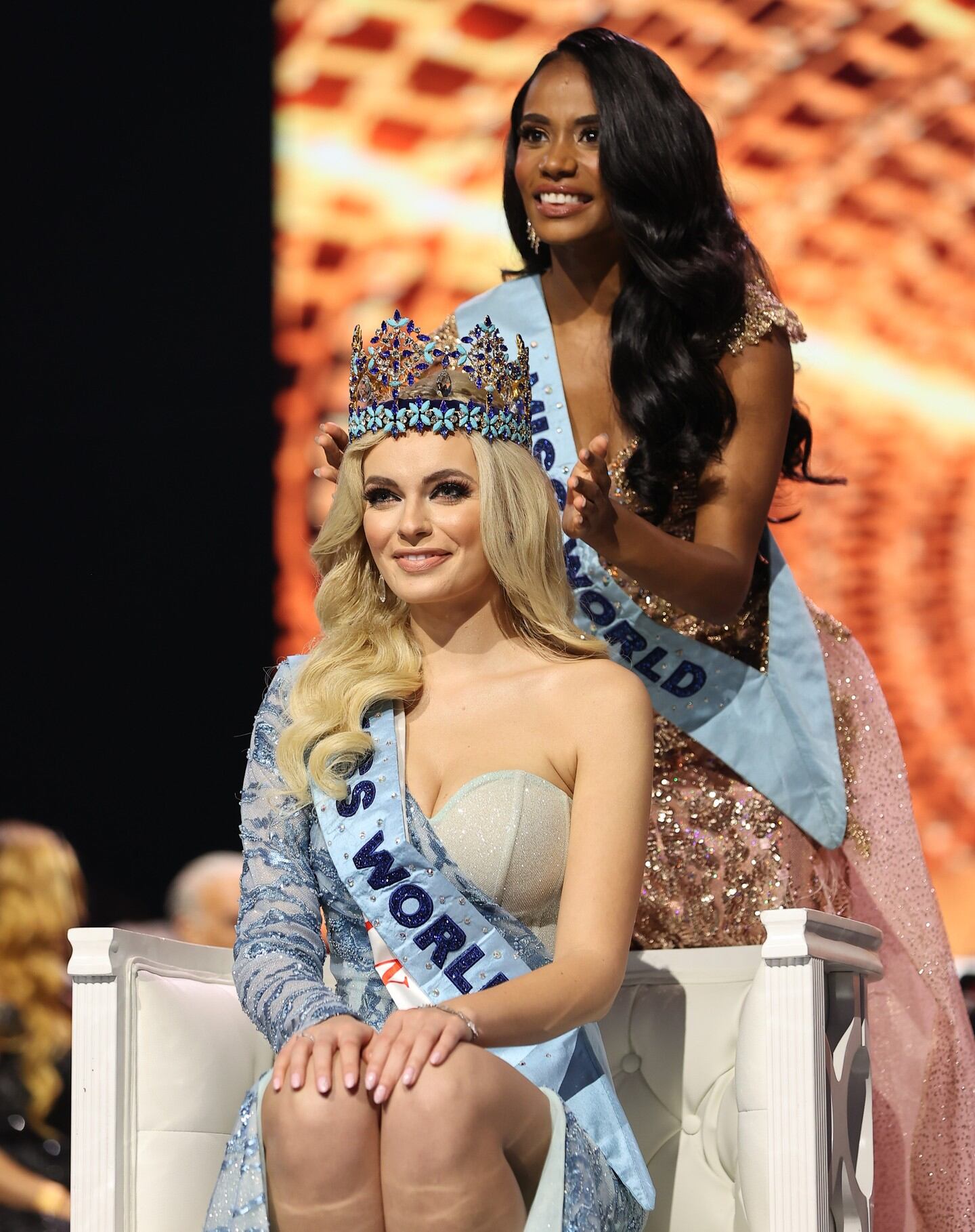 Karolina Bielawska se convirtió en la sucesora de Toni-Ann Singh en el Miss Mundo. (Foto: @missworld).