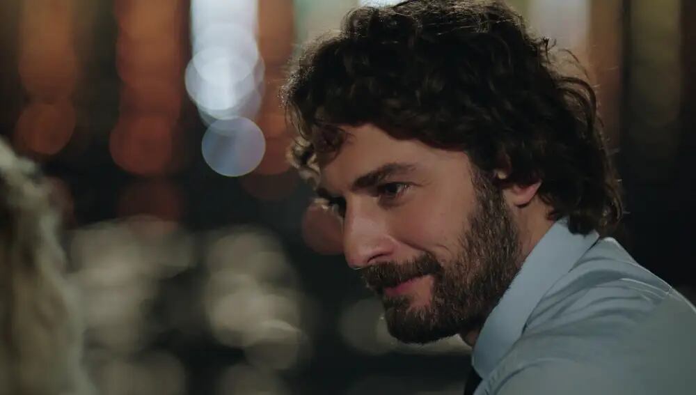 El actor turco Birkan Sokullu interpreta a Han en "Inocentes" (Foto: OGM Pictures)