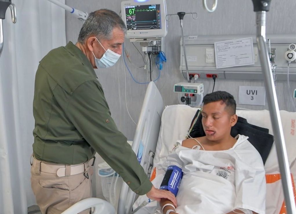 Ministro del Interior visitó a agentes heridos en hospital de la Policía. (Ministerio del Interior)