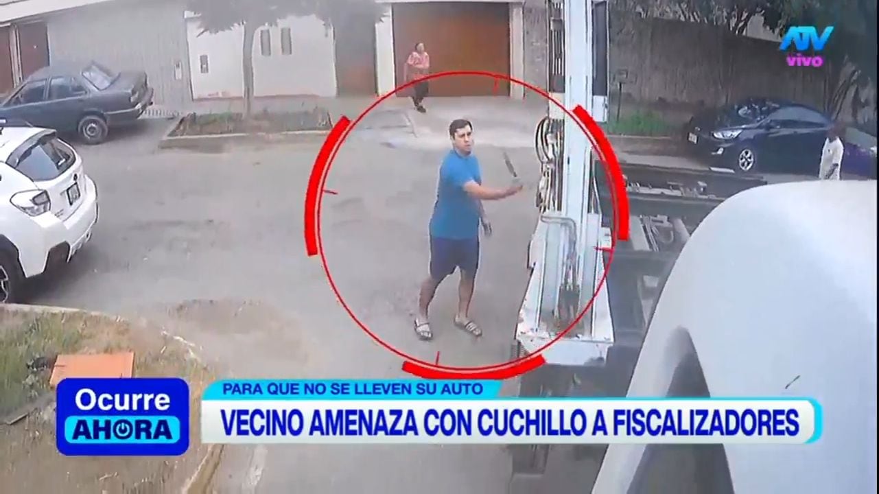 Sujeto golpeó también la grúa con su cuchillo. Foto: ATV