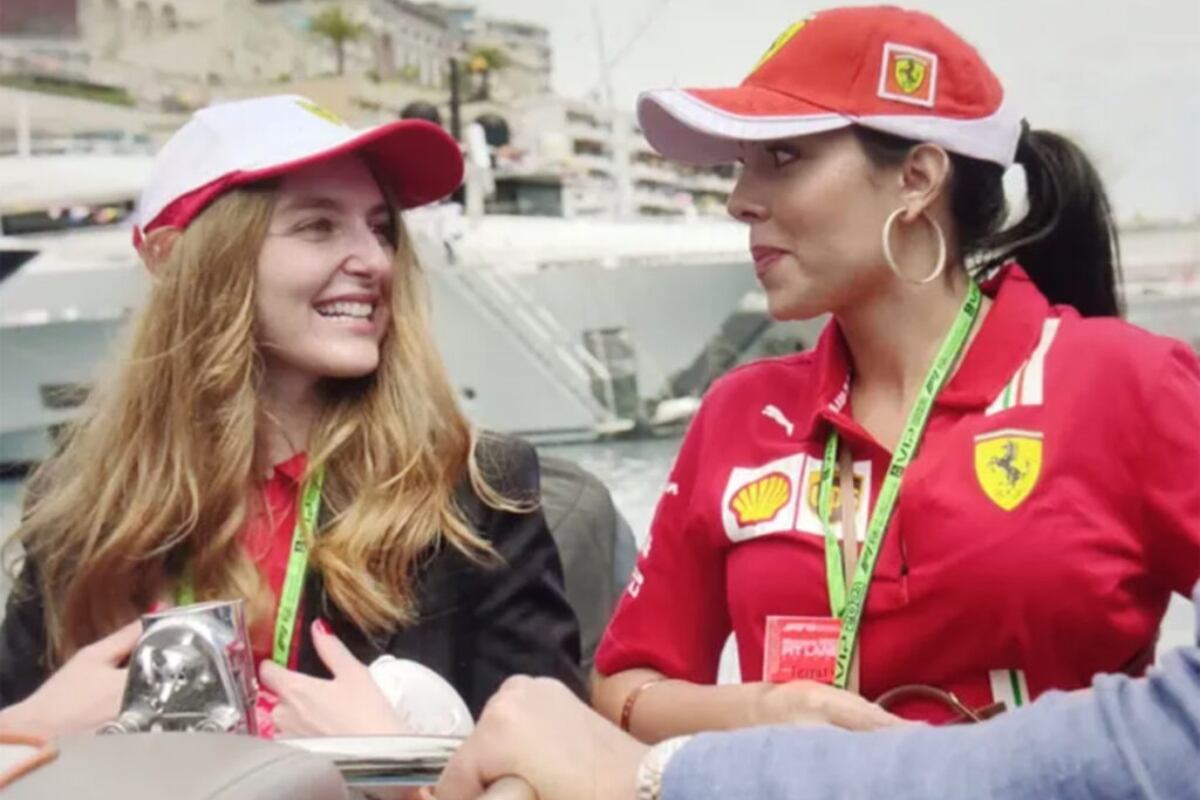 Sofía y Georgina en un evento deportivo (Foto: Netflix)