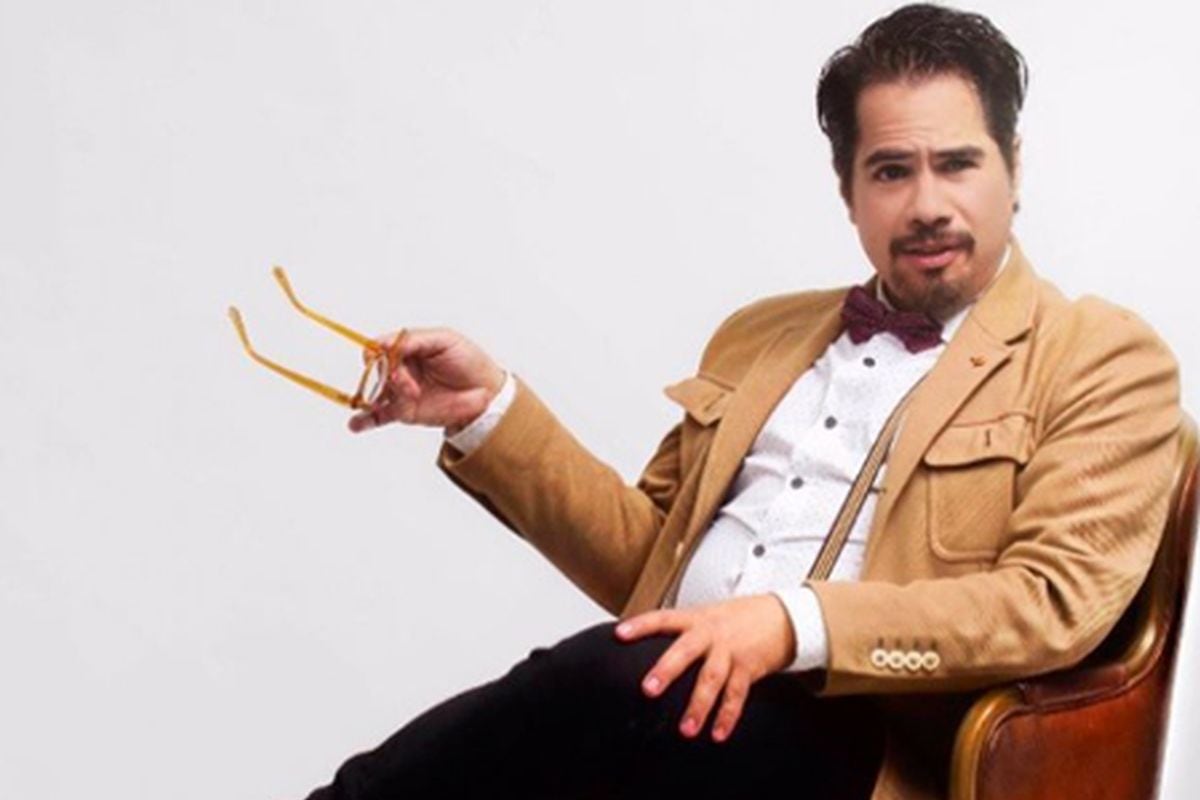 Eugenio Bartilotti contó que al abrir un viejo ventanal en su casa, en Querétaro, México, debido al esfuerzo y las malas condiciones que tenía la ventada, cedió y fue entonces que cayó desde un segundo piso (Foto: Instagram/Eugenio Bartilotti)