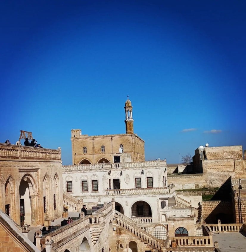 La mansión Midyat Konukevi se encuentra ubicada en Turquía (Foto: lukasyar_arkahturizlo/Instagram)