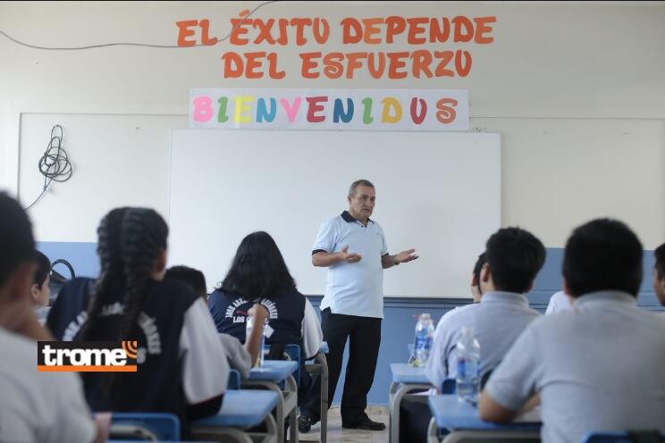 Muchos han retornado a las aulas, pero todavía falta para que todos reinicien sus aprendizajes. (Foto: Lenin Tadeo / Trome).
