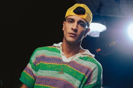 Emil jura que nunca ha sido infiel; sin embargo, dijo que estando soltero es muy picaflor