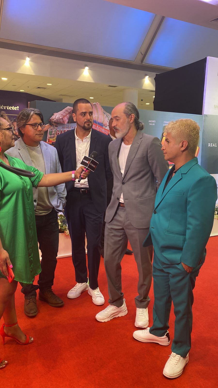 Franco Cabrera en el avant premiere de la película "¡Asu Mare! Los Amigos". (Foto: Trome.