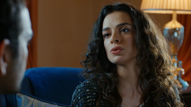 Özge Özpirinçci interpreta a Zeynep en “Amor a segunda vista” (Foto: Süreç Film)