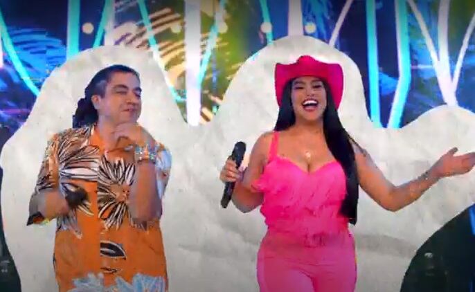 Mauricio Mesones y Maricarmen Marín
integran el jurado de La Voz Perú. (Foto: Captura Latina).