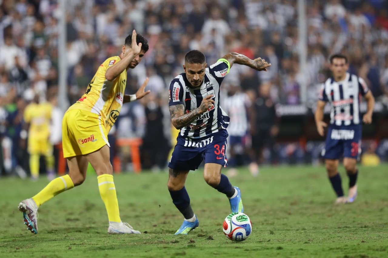 Paolo Guerrero cumplió un sueño al conquistar el Apertura con Alianza Lima. (Fotos: Jesús Saucedo/@photo.gec)
