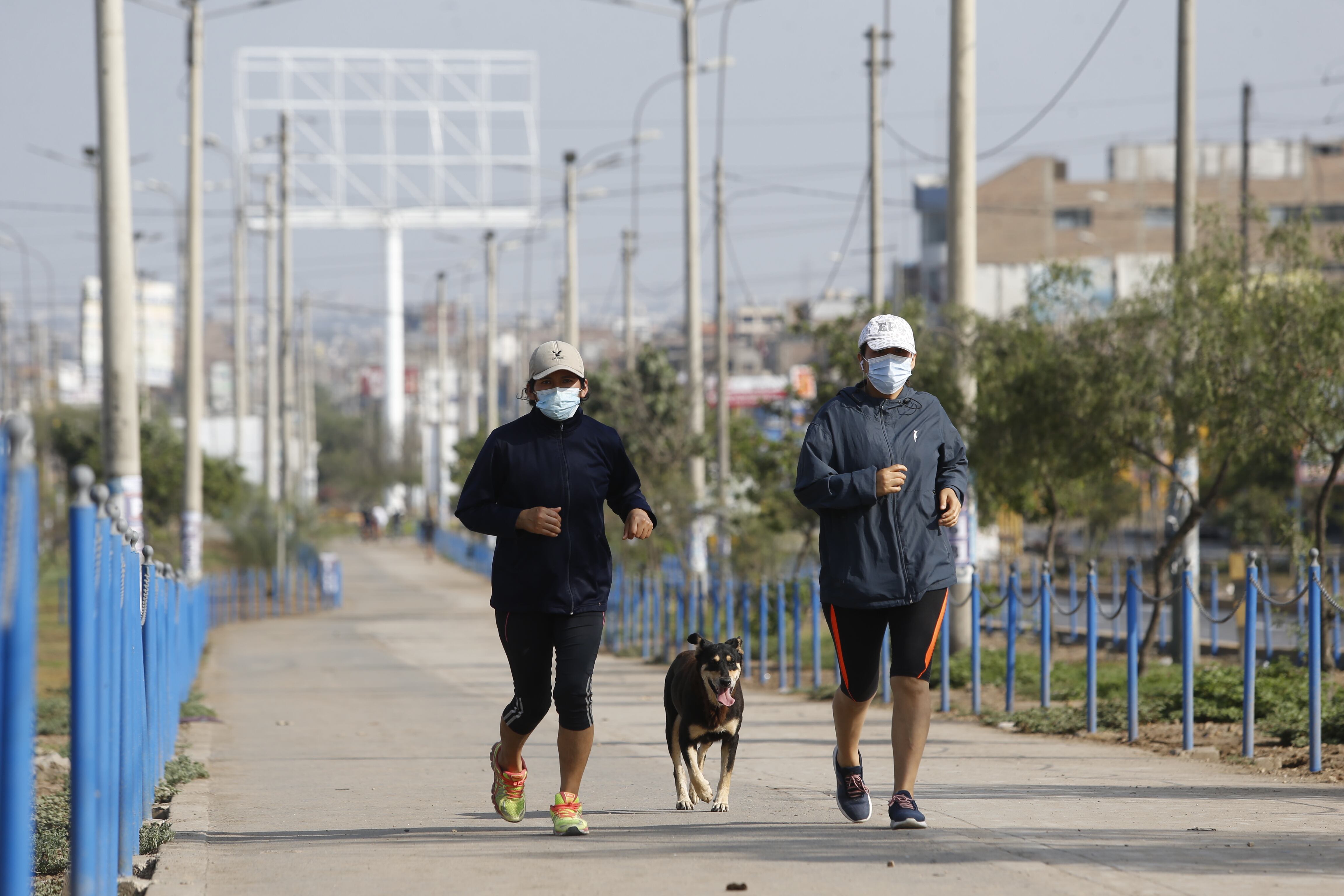 Lima y Callao pasaron de "riesgo muy alto" a "riesgo alto". Fotos: Archivo GEC
