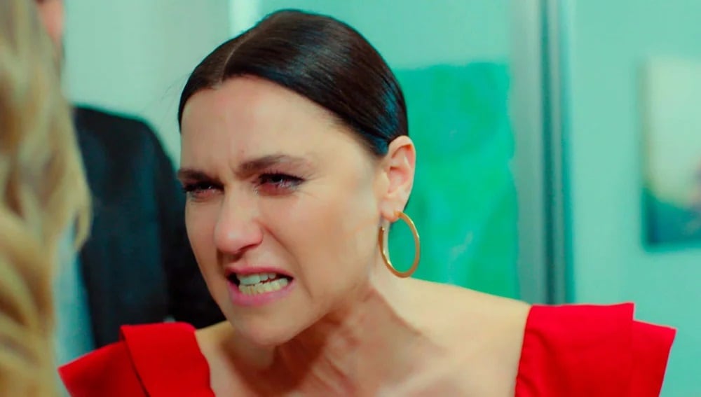 Şevval Sam como Ender en la telenovela turca "Pecado original" (Foto: Med Yapım)