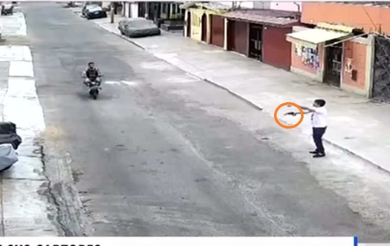 Víctima logró robar el arma de los secuestradores. (Captura TV Perú)