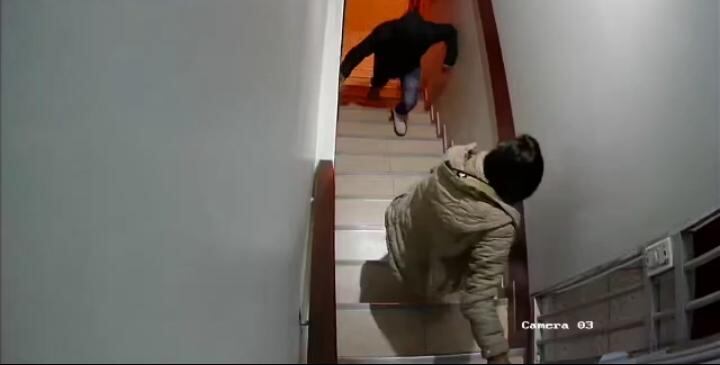 Cantante folclórica y madre de familia fue asaltada por un hampón dentro de un hostal, en Huaycán, Ate.